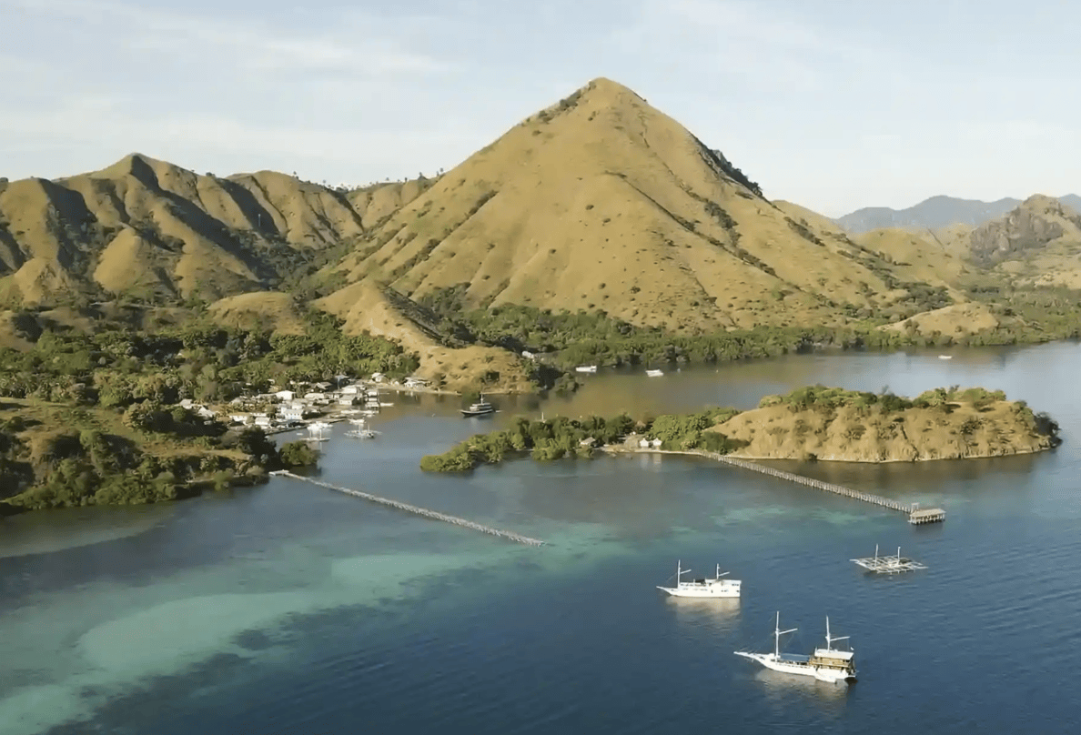 Mahasiswa Ilmu Tarbiyah Ikuti Trip Labuan Bajo untuk Penyegaran Pikiran dan Fisik